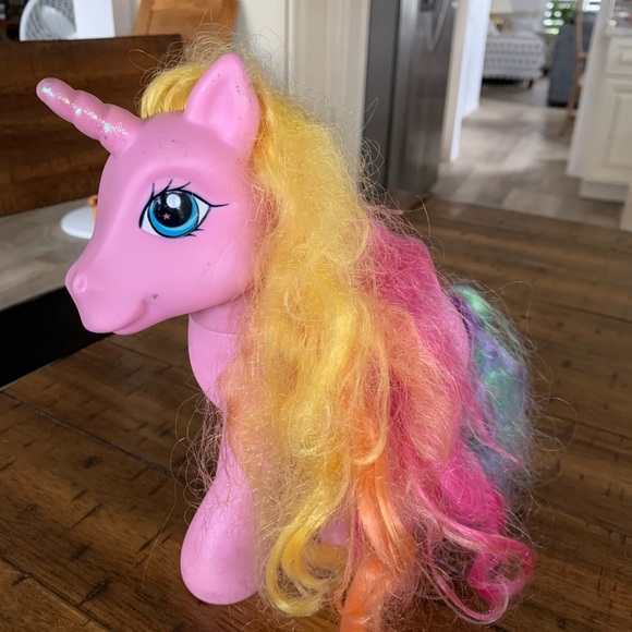 My Little Pony G3 RARITY the Unicorn 9" 2005 Rainbow Hair Pink. Skywishes - Picture 1 of 10